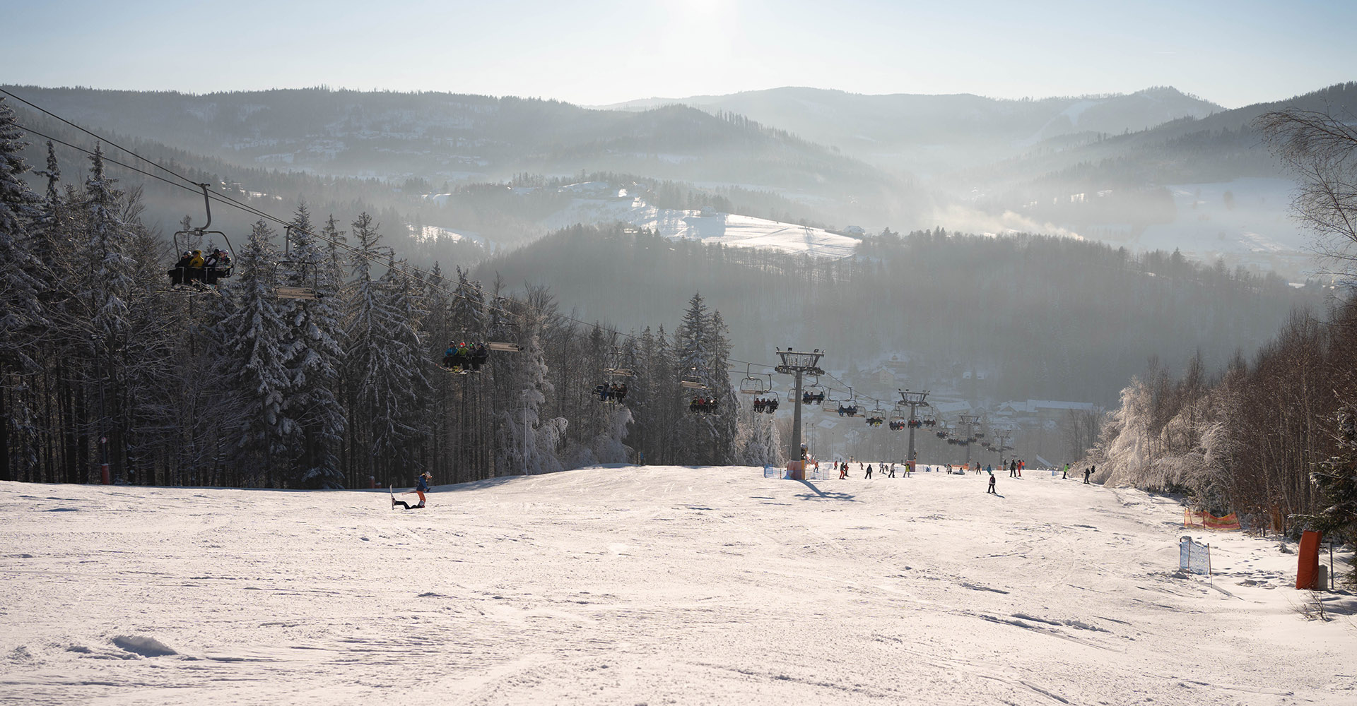 Wintergroup.pl - Hero Background